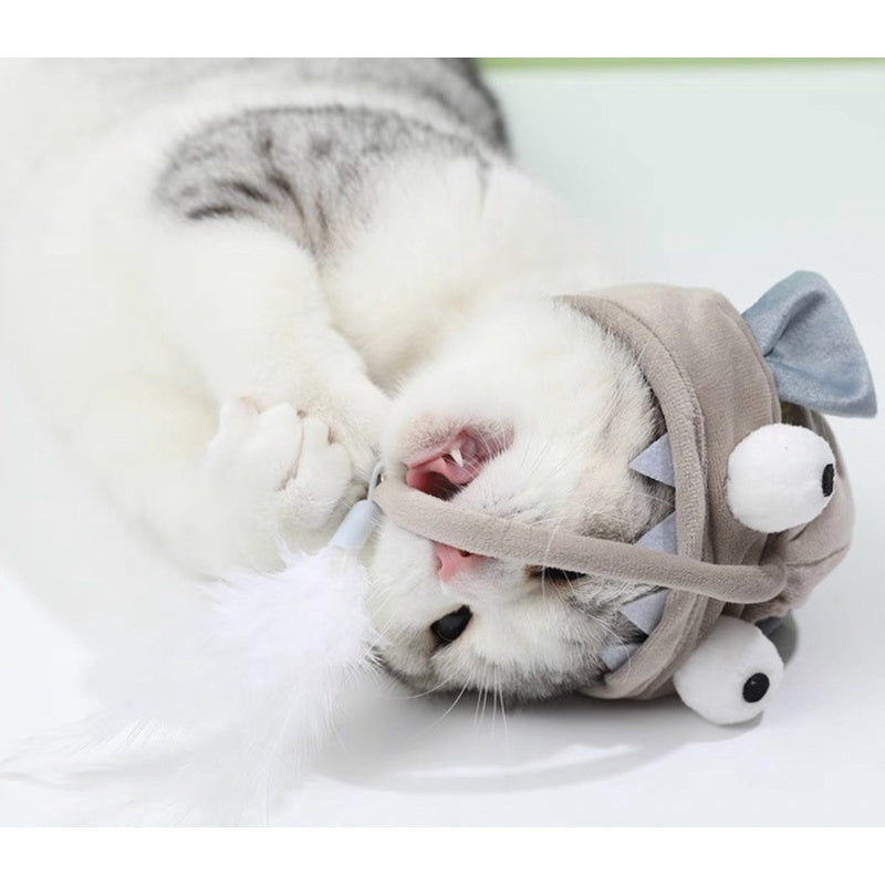 Cat hat with teaser big eye fish collar cap pet toy