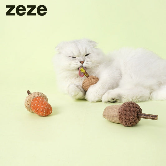 Zeze cat catnip bitting toy chaser Acorn