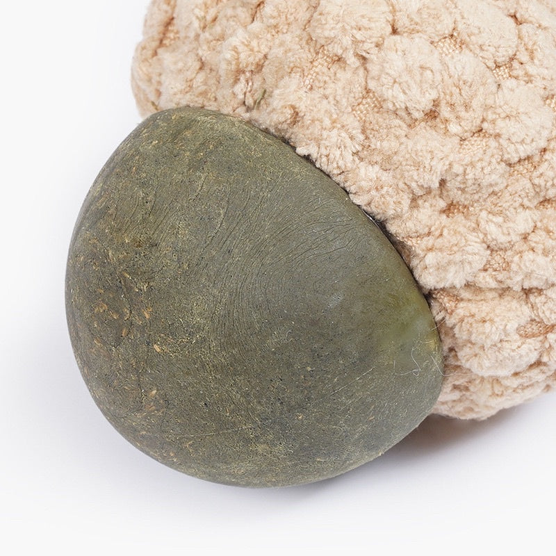 Zeze cat catnip bitting toy chaser Acorn