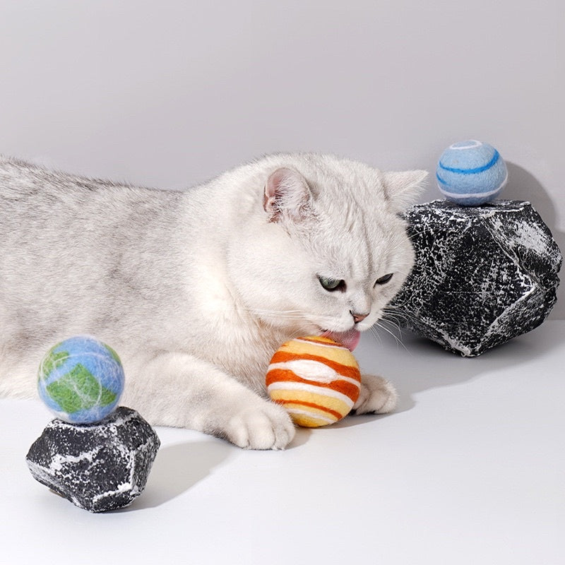Zeze felt chaser ball cat toy with catnip galaxy series gift set