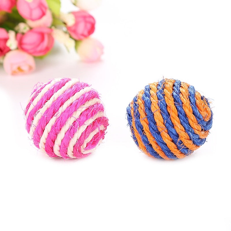 Cat toy sisal rope ball 4.5 cm pet biting toy chaser