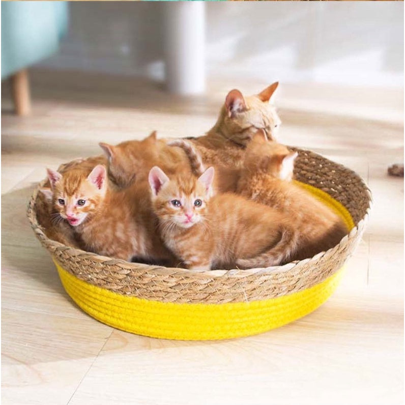 Wakupet hand made bulrush cotton knitted Cat Bed with scratch board scratcher