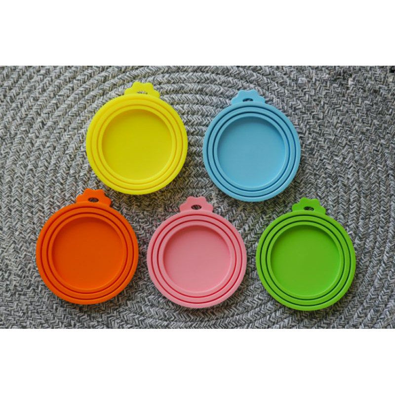 [SG] Canned can Food Cover Lid silicon Rubber Pet Cat Dog Wet Food Protector Spoon