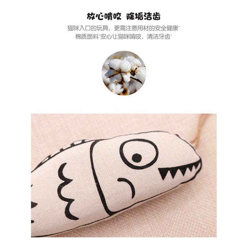 Cat toy catnip fish 🐠 black white design pet chaser
