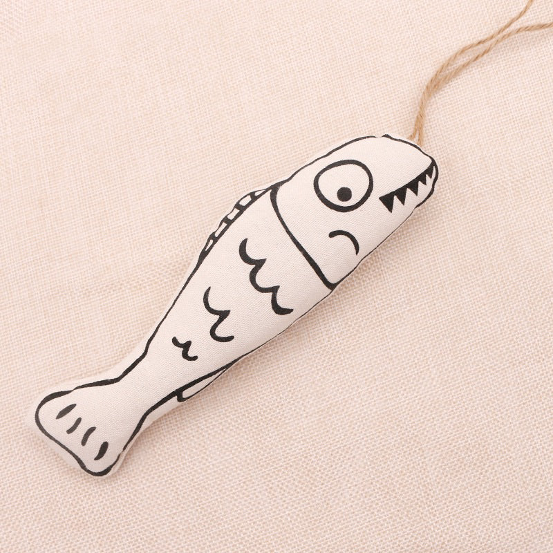 Cat toy catnip fish 🐠 black white design pet chaser