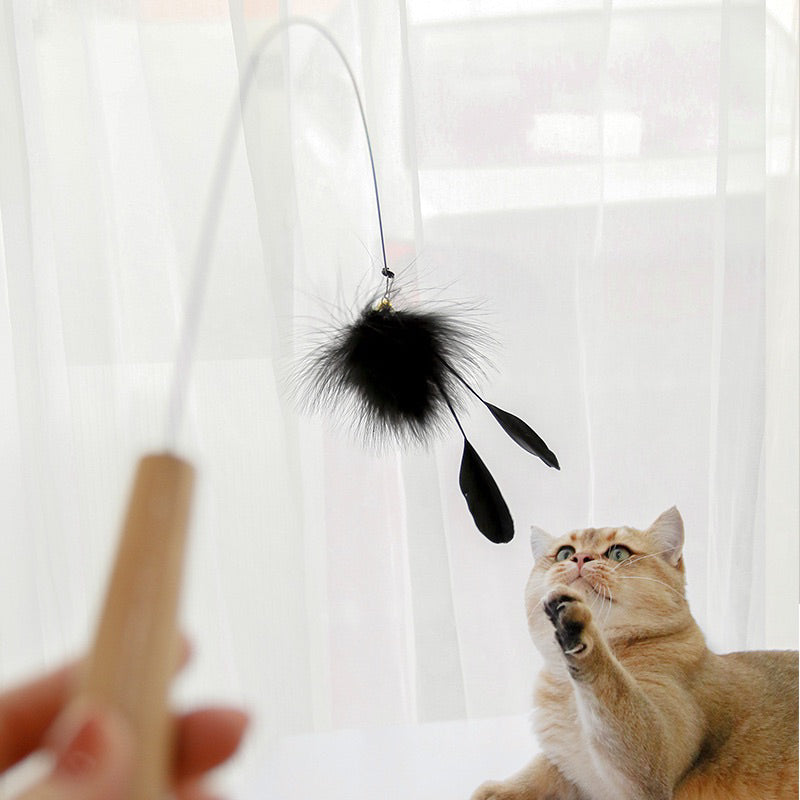 Wooden Handle Steel Wire Cat Teaser with Fur and Bell Pet Toy Stick Wand