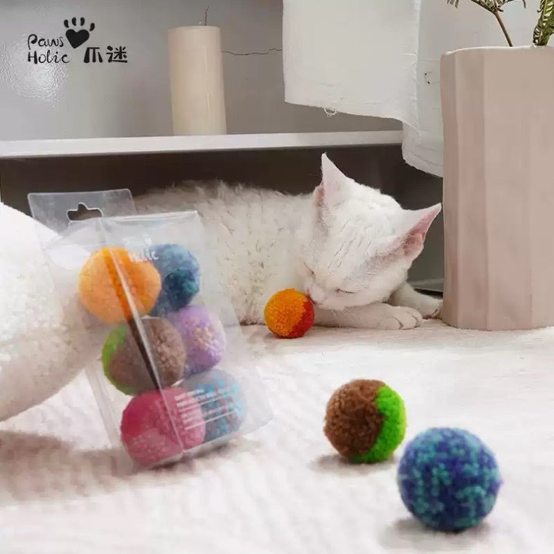 Cat Toy Fluffy Chasing Ball Yarn Pom Silence Pet Toy