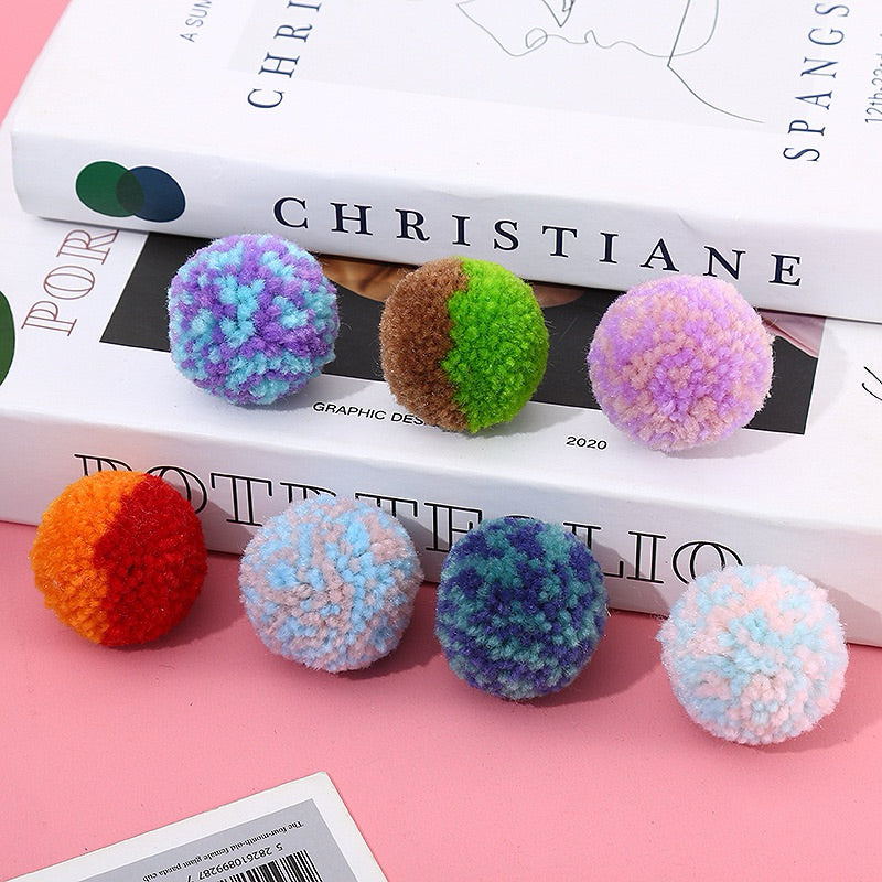 Cat Toy Fluffy Chasing Ball Yarn Pom Silence Pet Toy