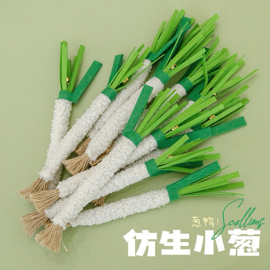 Cat Bitting Toy Catnip Chew Chaser Green Onion and Celery Carrot Pet Toy